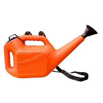 5-liter green gardening watering can